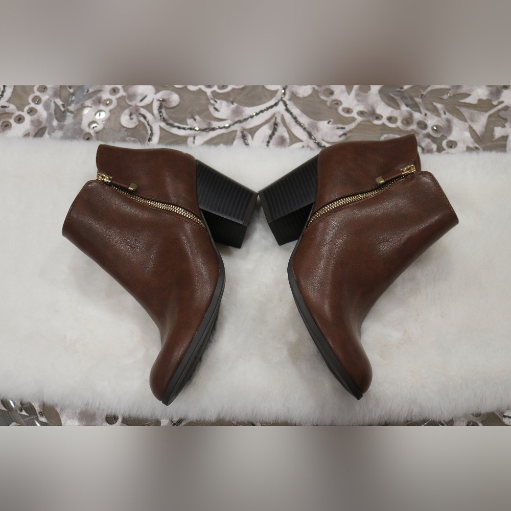 Style & Co Women's Masrinaa Ankle Booties, Cognac Smooth, 9.5M